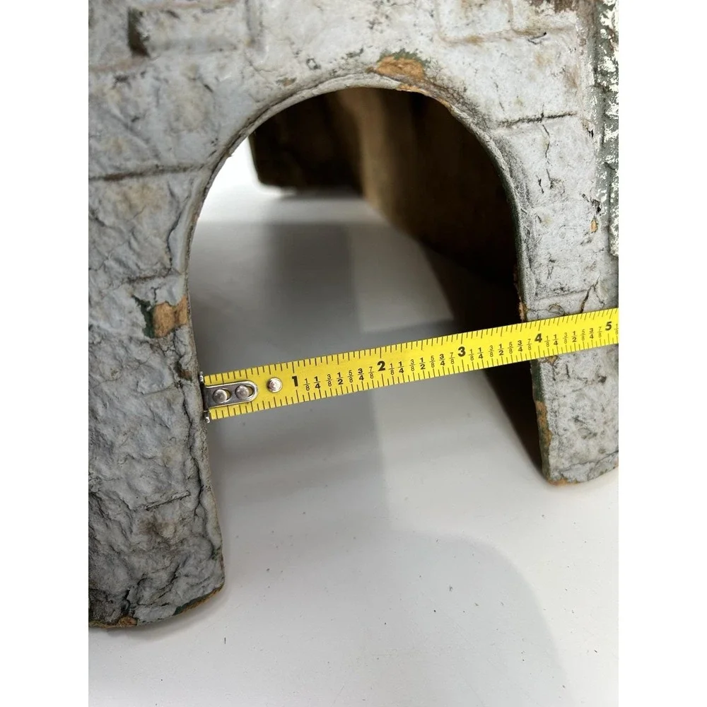 Vintage 1950s Train Tunnel Cardboard Molded Train Tunnel Lionel?